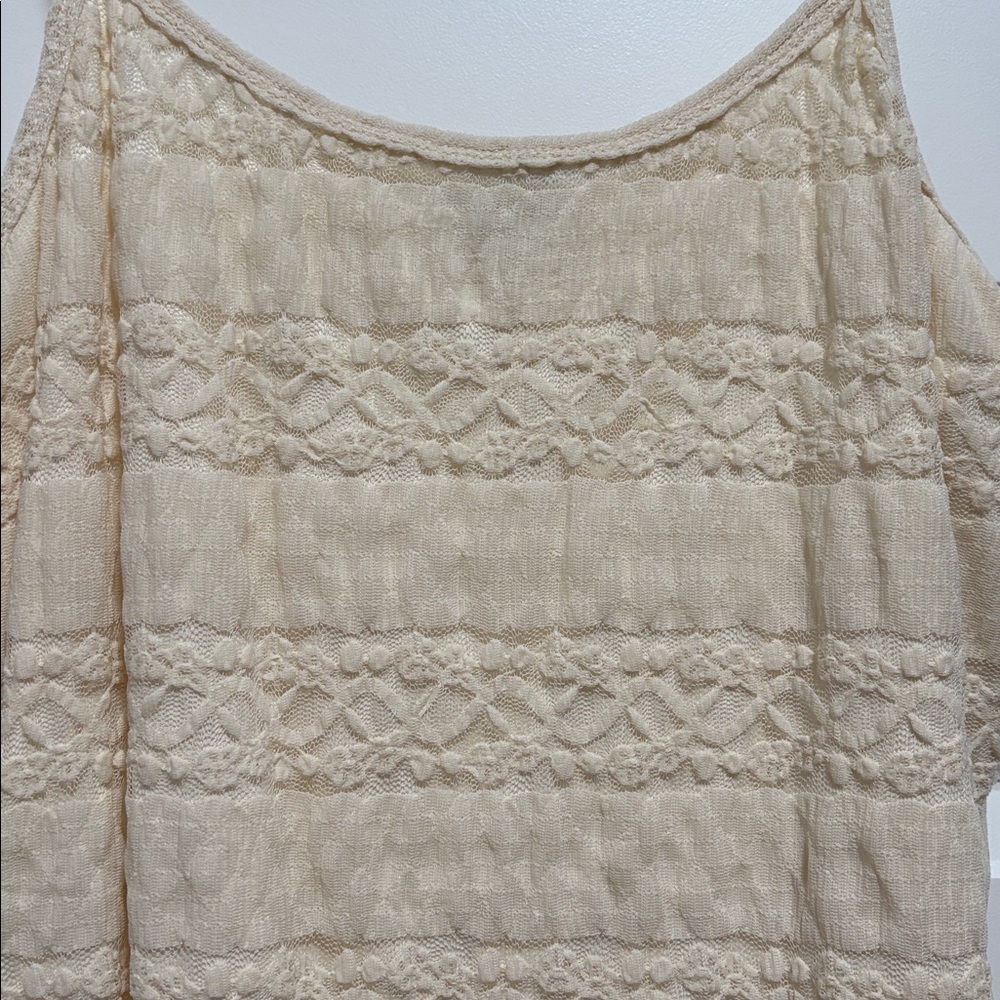 Torrid Cream Lace Detail Top - Picture 2 of 4